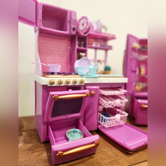 Our Generation PURPLE Gourmet Kitchen & Play Food Accessory Kit for 18" Dolls - Picture 3 of 7